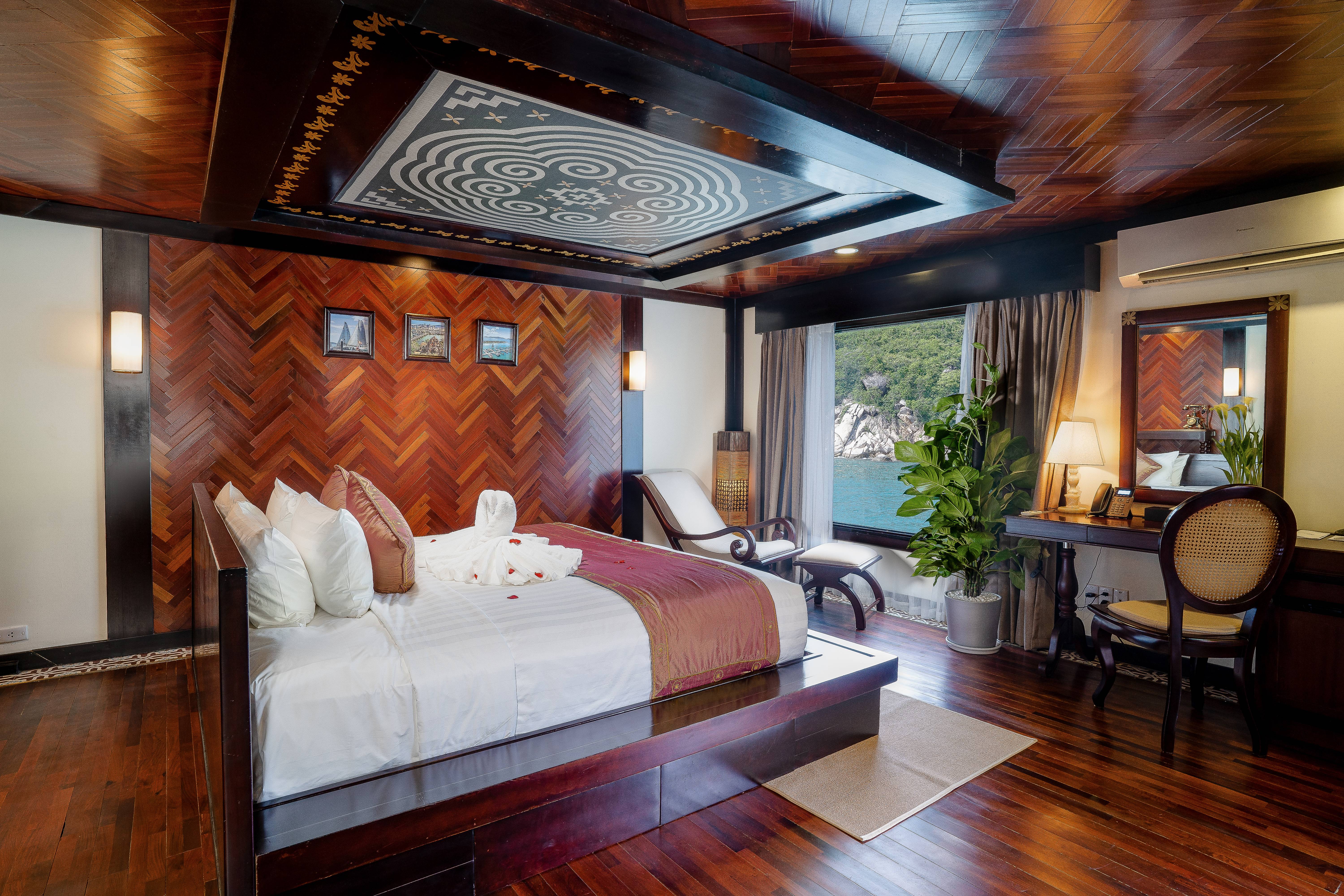 original Suite-Sundeck original Suite-Sundeck